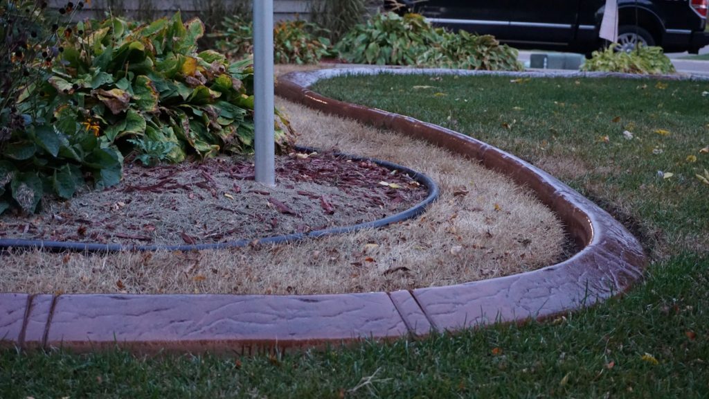 Burnsville Concrete Landscape Edging Example 4